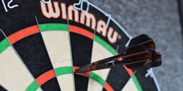 Barking Up the Right Tree: Understanding Puppy Behavior and Training Barking Up the Right Tree: Understanding Puppy Behavior and Training