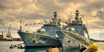 Woofing Wonders: 5 Easy Commands Kids Can Teach Their Dogs